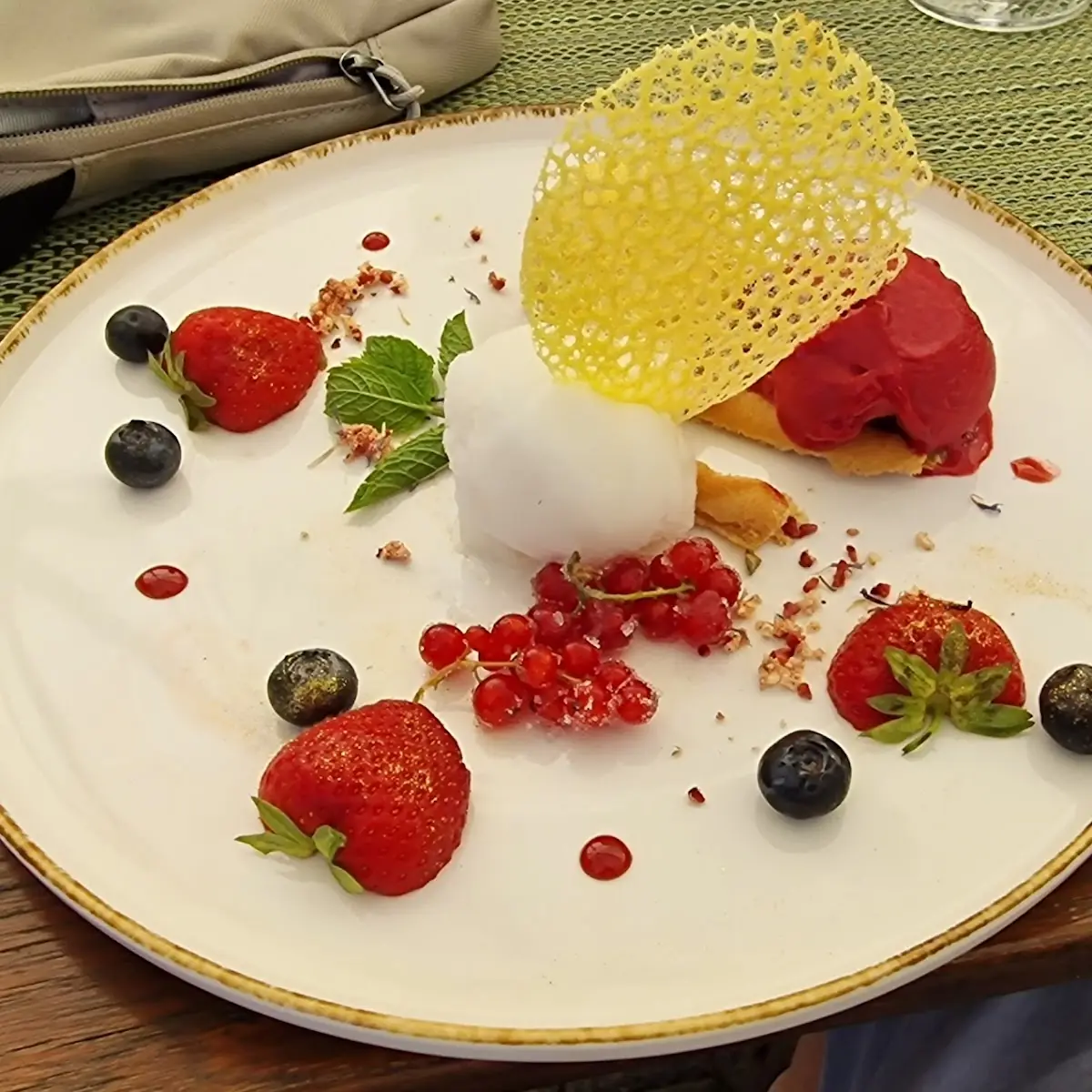 Essen und Trinken, Restaurant Vier Jahreszeiten