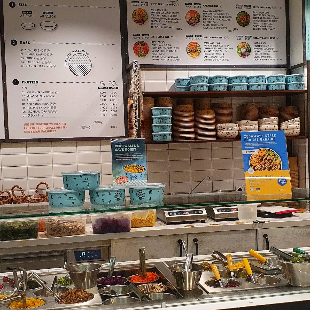 Speisekarte, POKÉ BAR