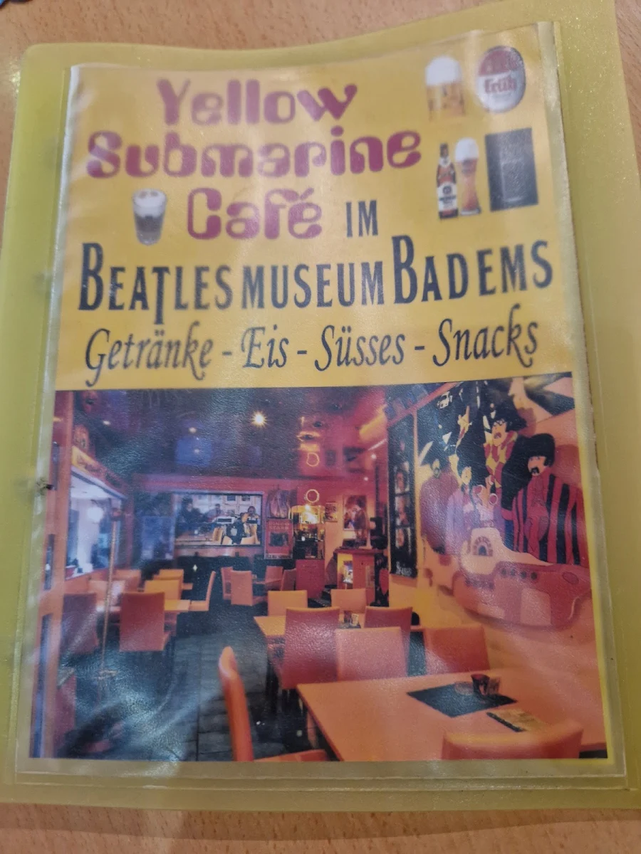 Speisekarte, Beatles Museum & Yellow Submarine Café