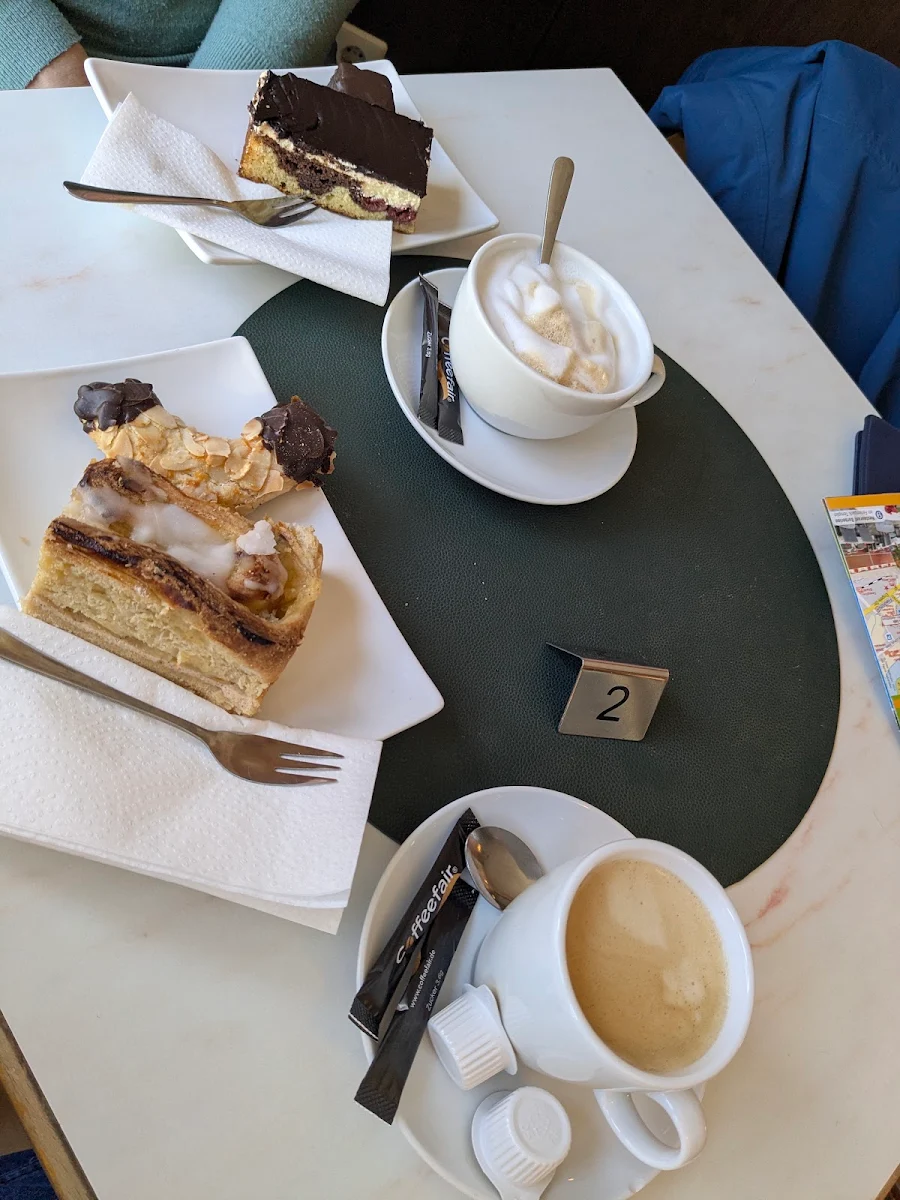 Essen und Trinken photo 6