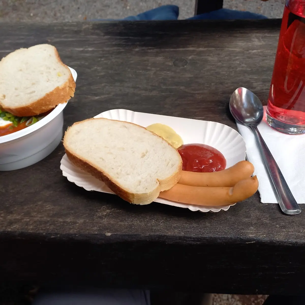 Essen und Trinken photo 1