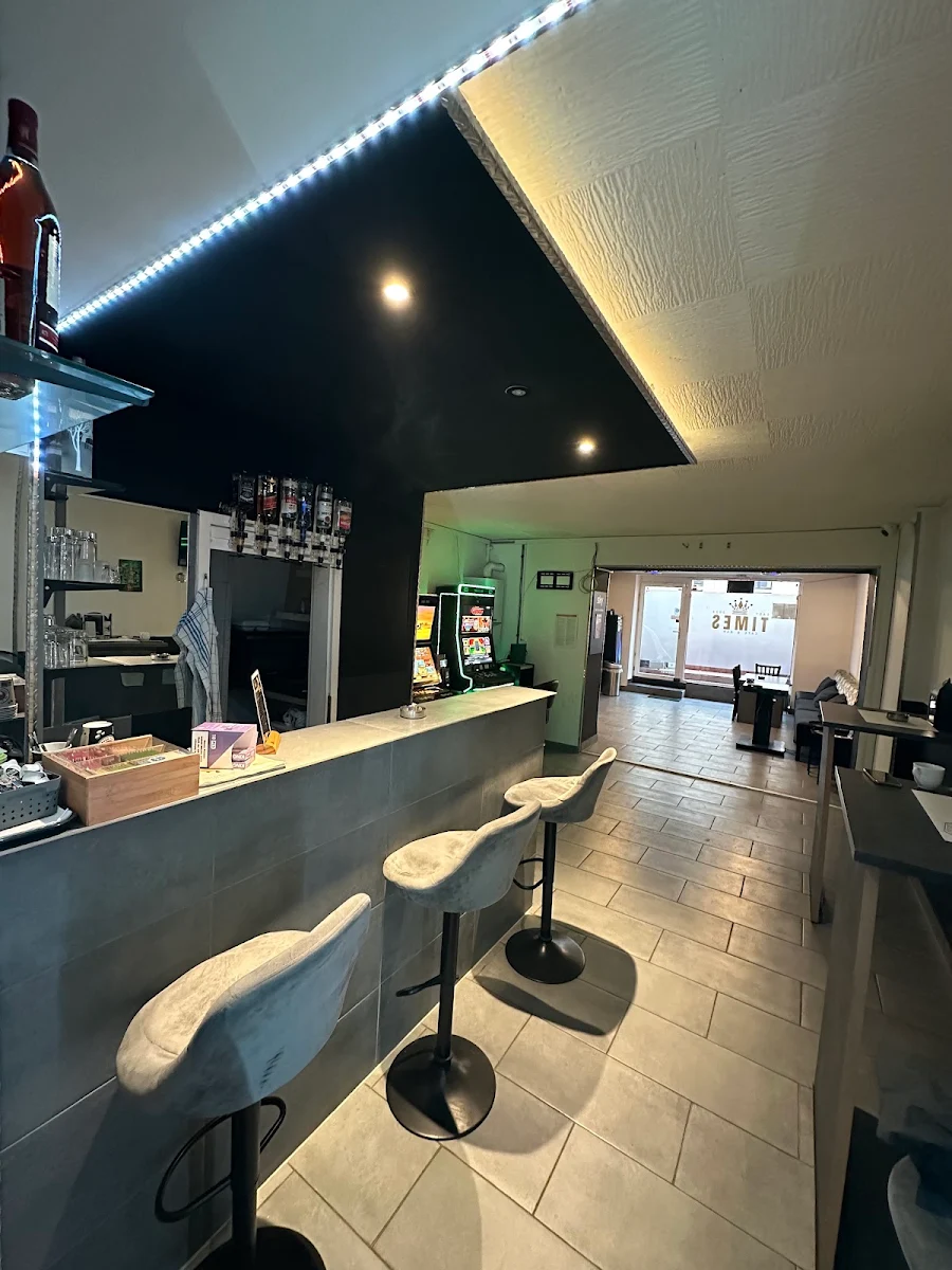 Times Cafe & Bar Titelbild