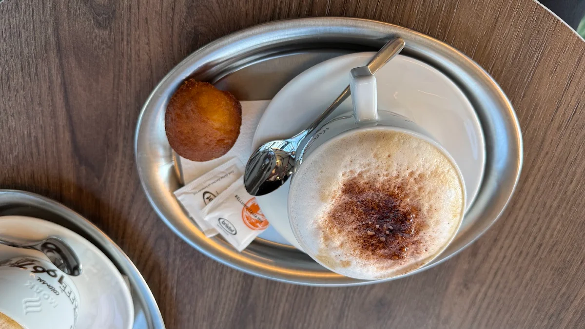 Essen und Trinken, Palmencafé Lamano - Rheinfelden (Baden)