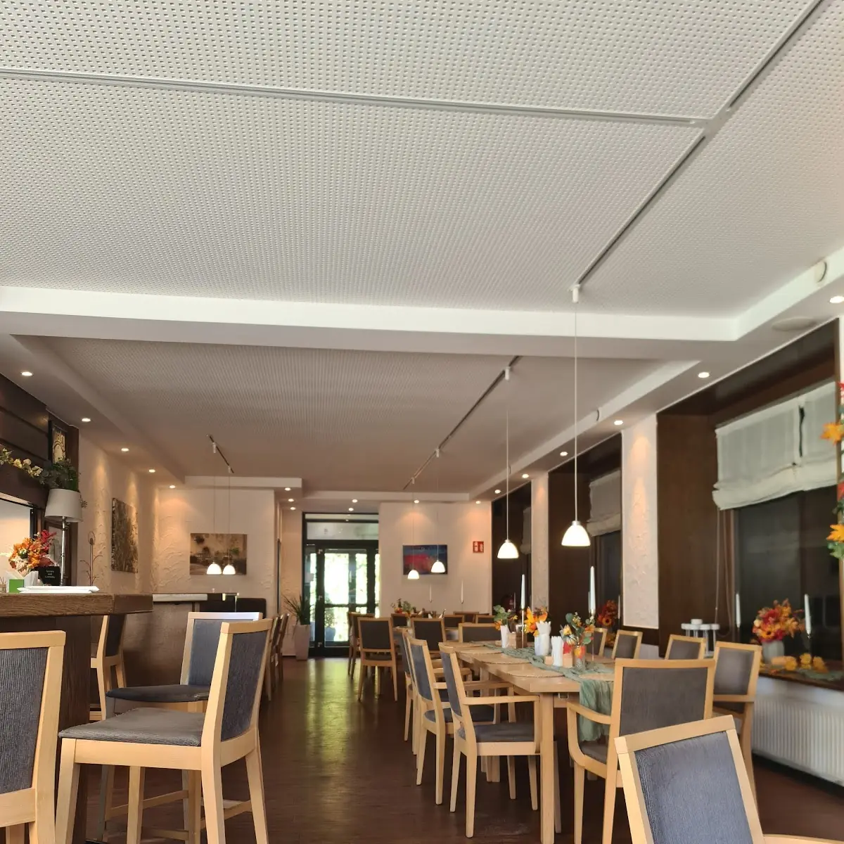 Atmosphäre, Thommys Bistro