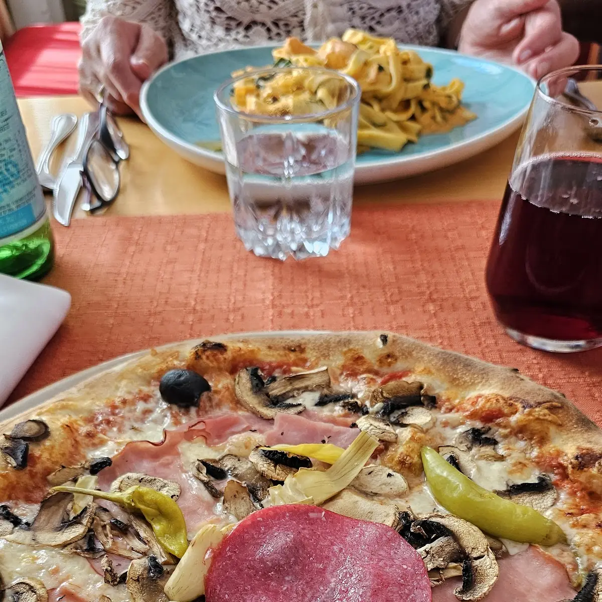 Essen und Trinken photo 3