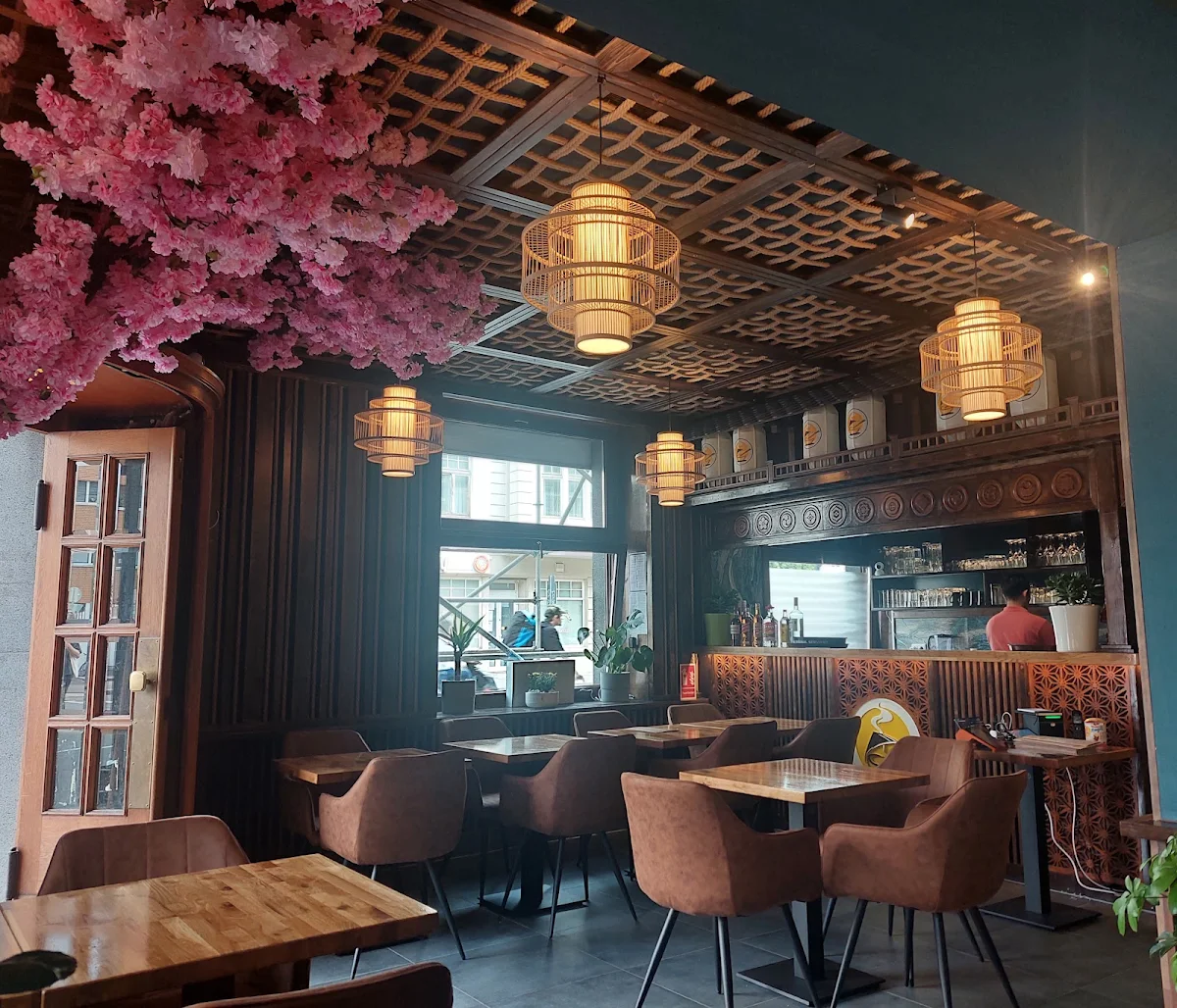 Atmosphäre, To 1990 Restaurant