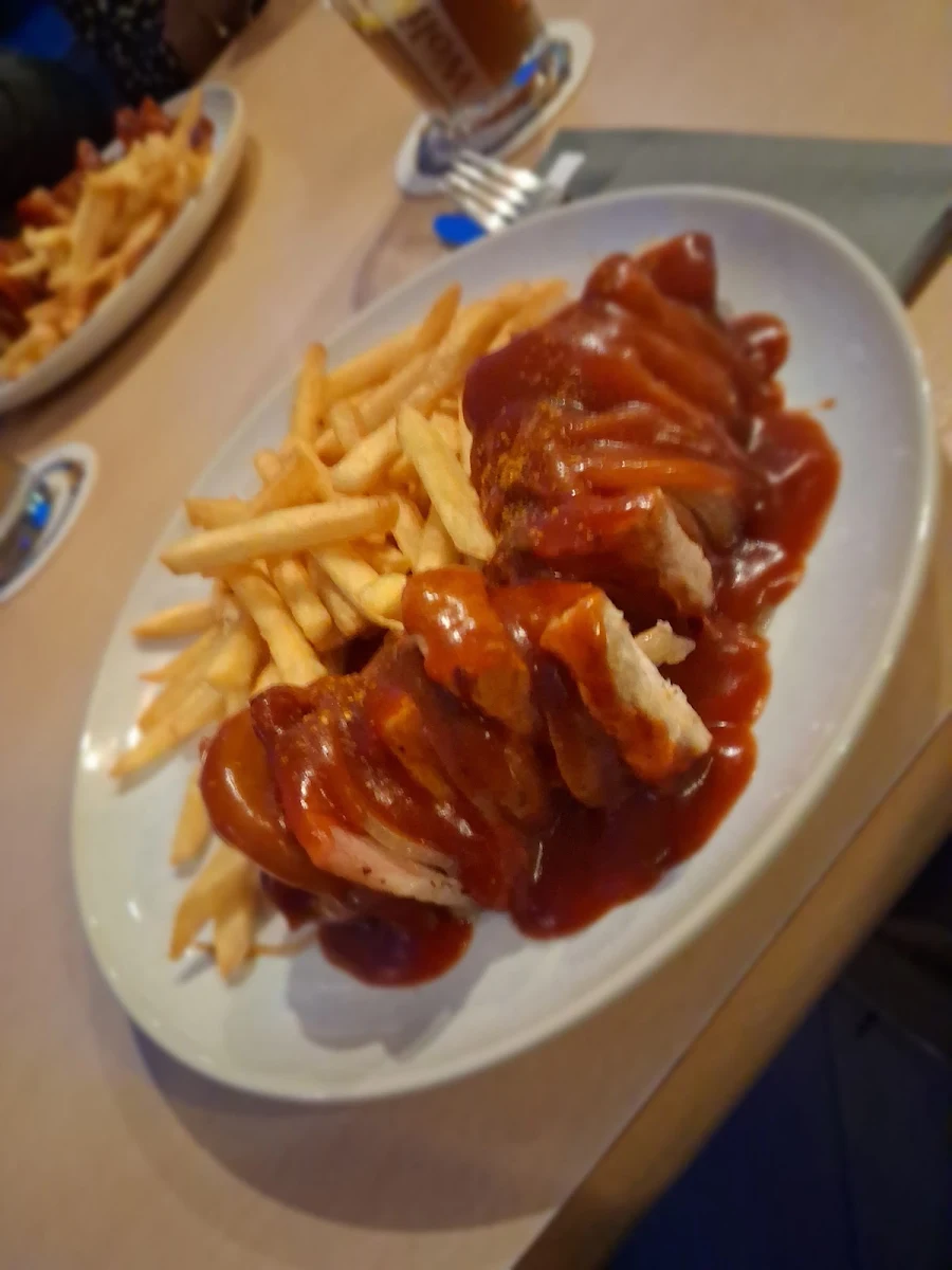 Essen und Trinken, Gasthaus Cafe Forster