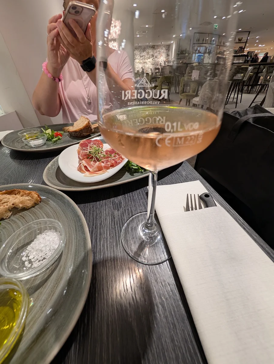 Essen und Trinken photo 8