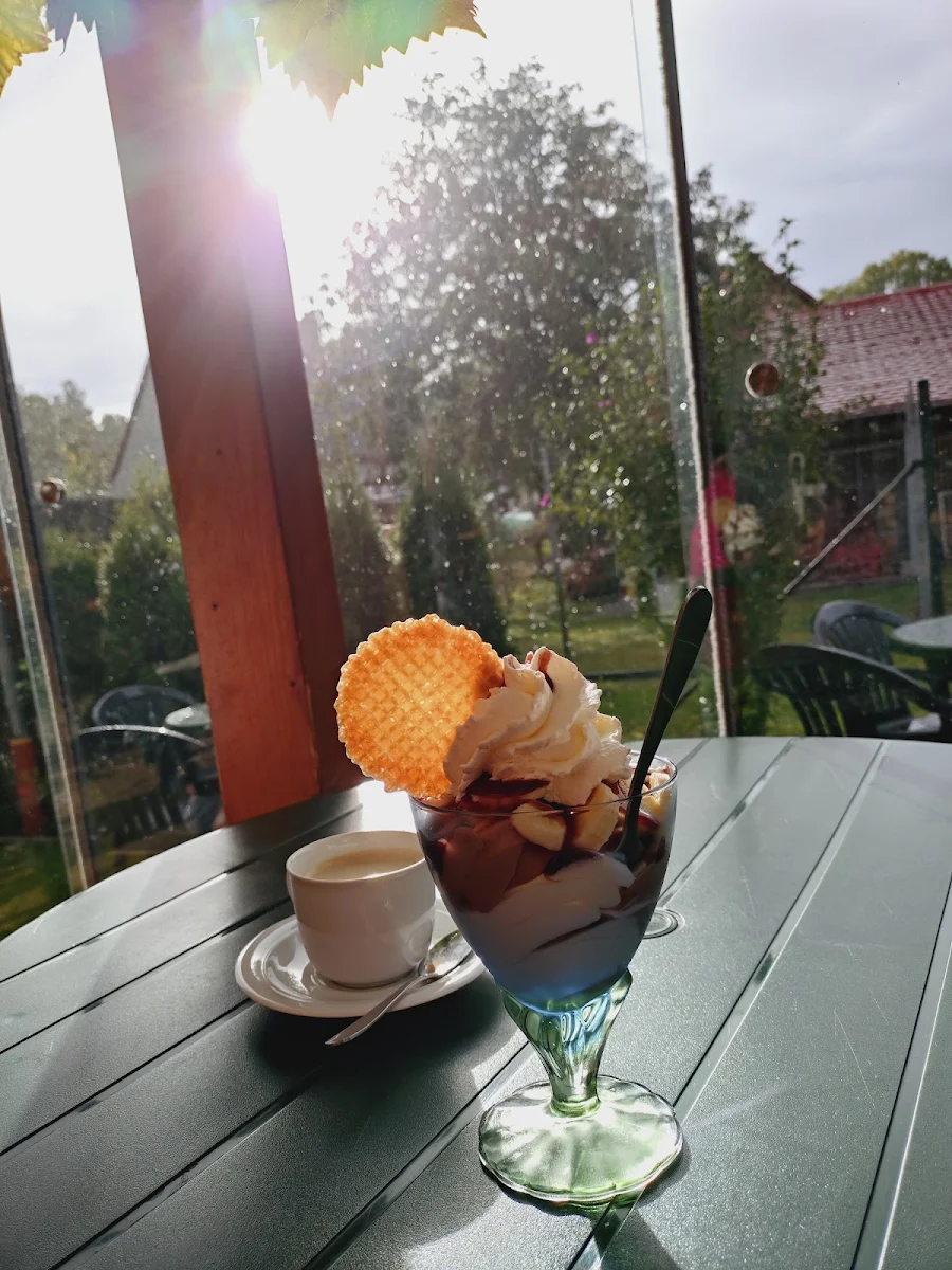 Essen und Trinken photo 2