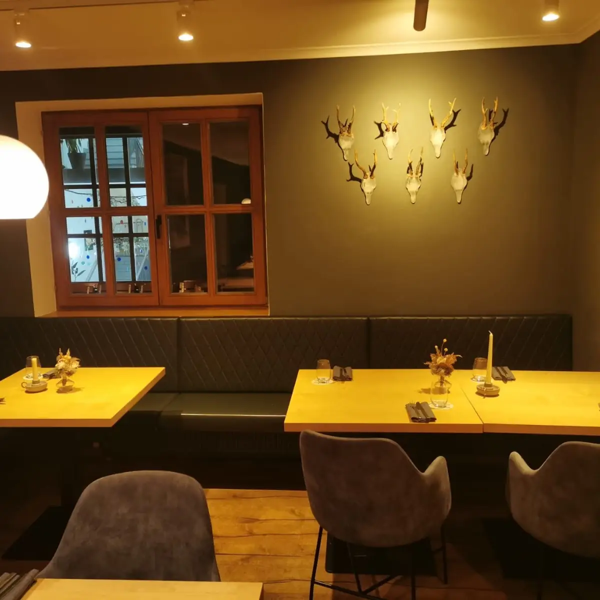 Atmosphäre, Re(h)serviert - Wirtshaus der Genusskultur