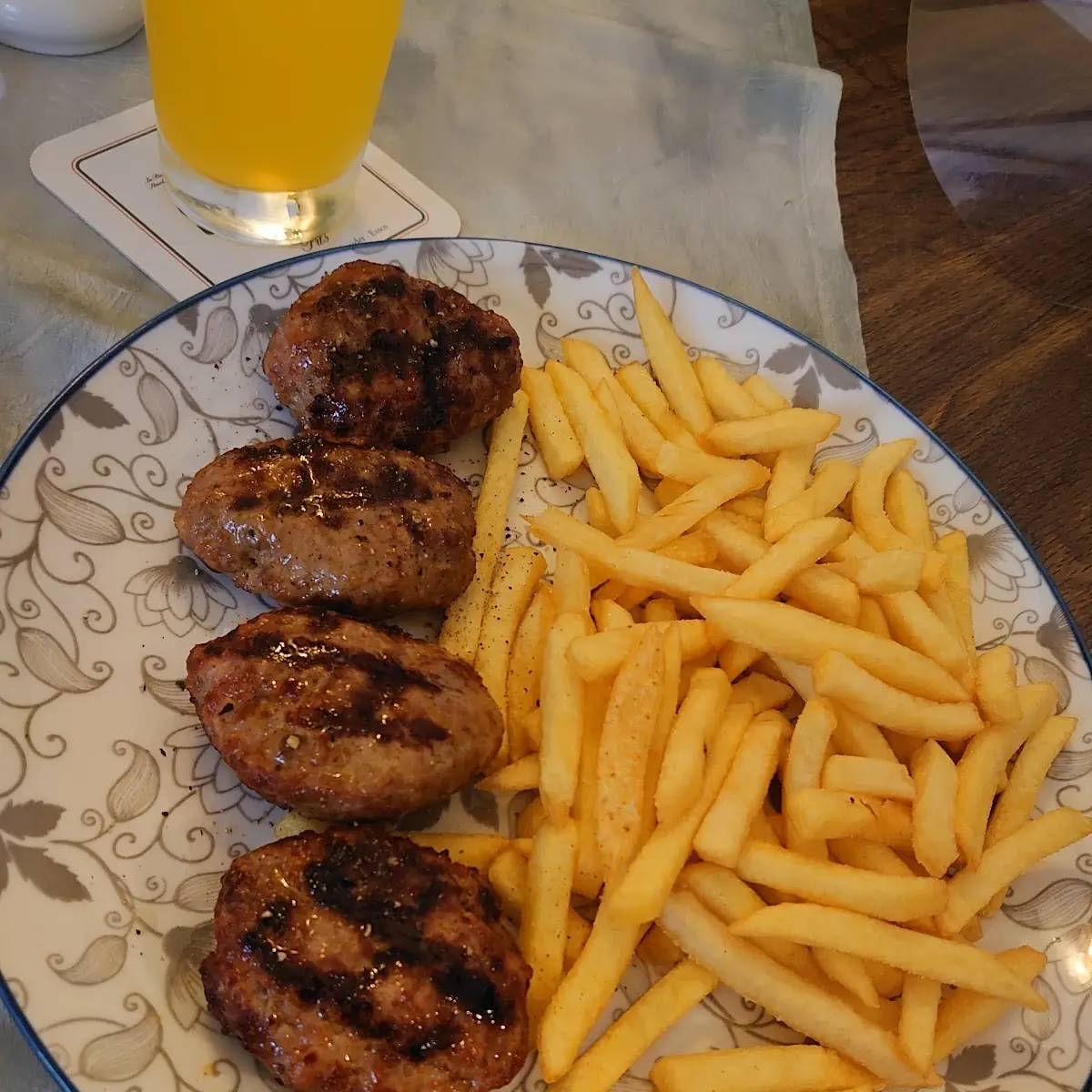 Essen und Trinken photo 1