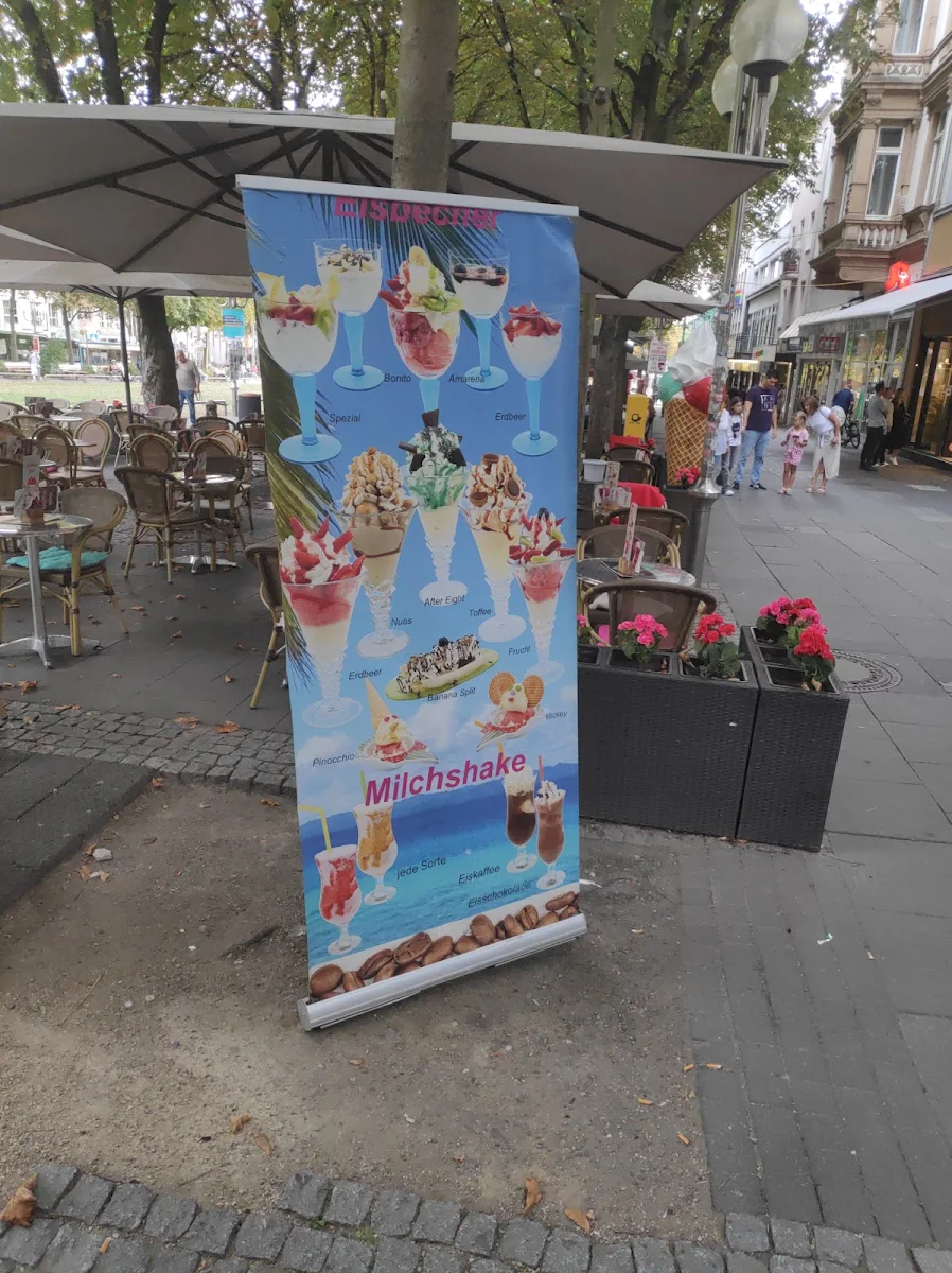 Speisekarte, Eiscafé am Kaiserplatz- La Fontana Bonn