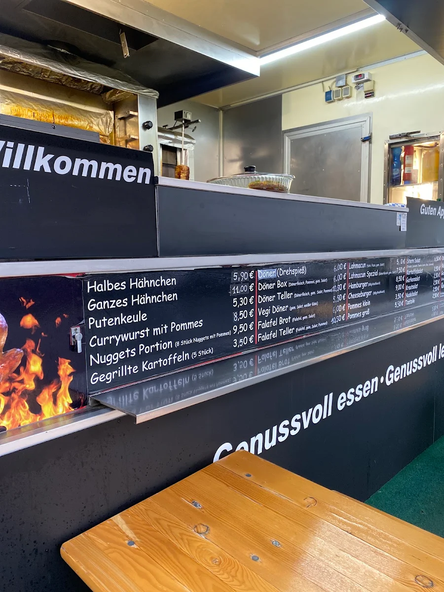 Speisekarte, Stern imbiss hähnchen & Döner Kebab