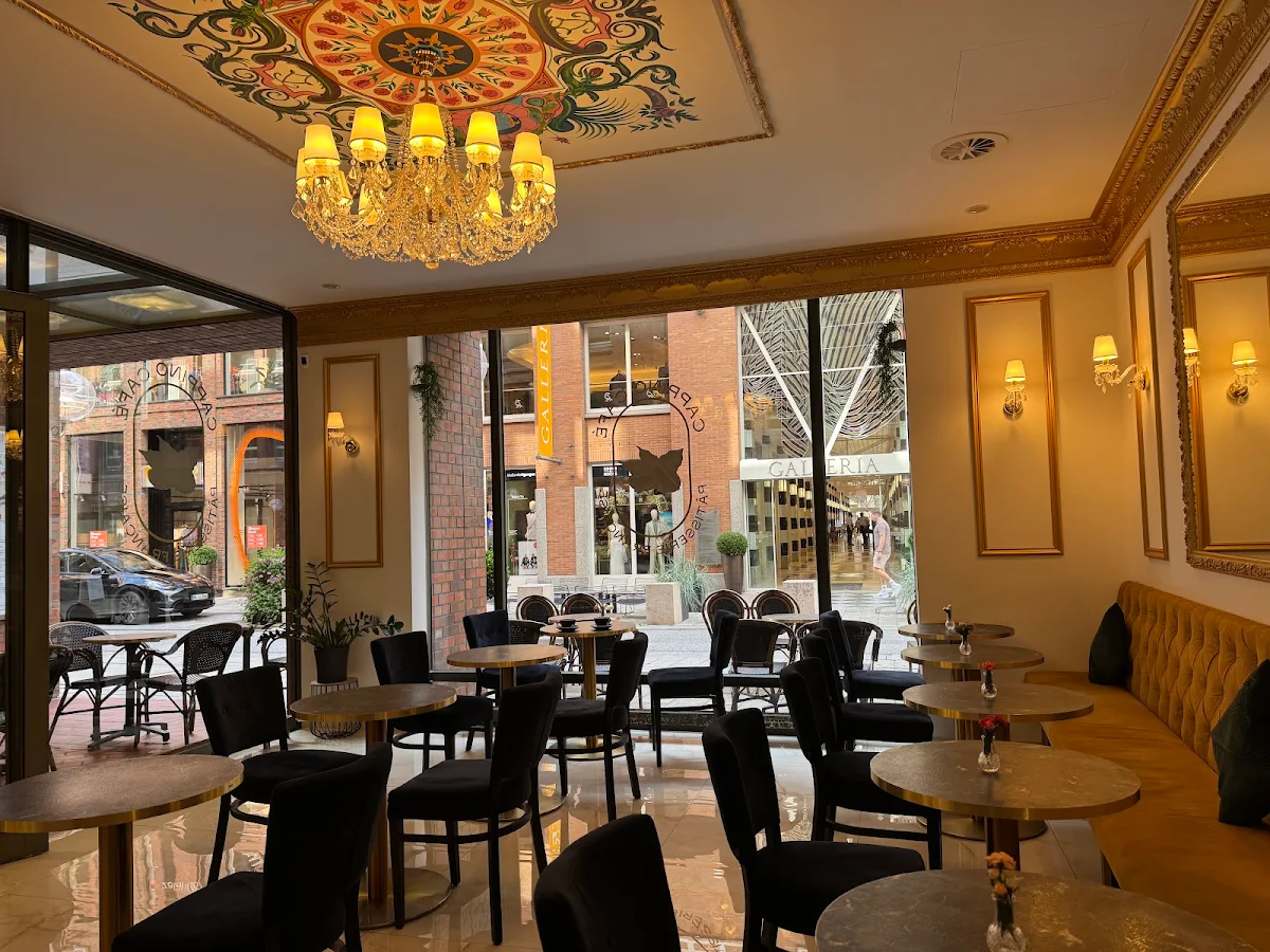 Atmosphäre, Cappino Café