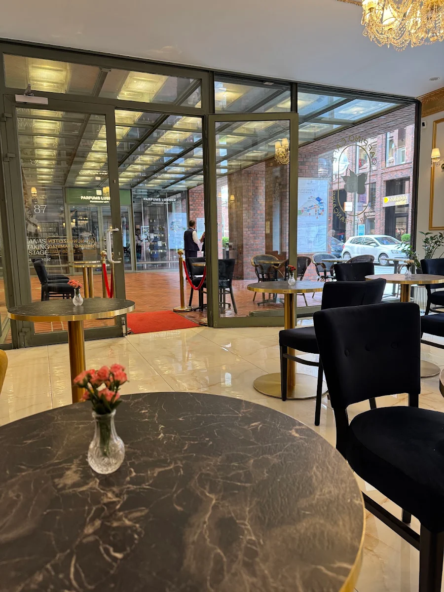 Atmosphäre, Cappino Café