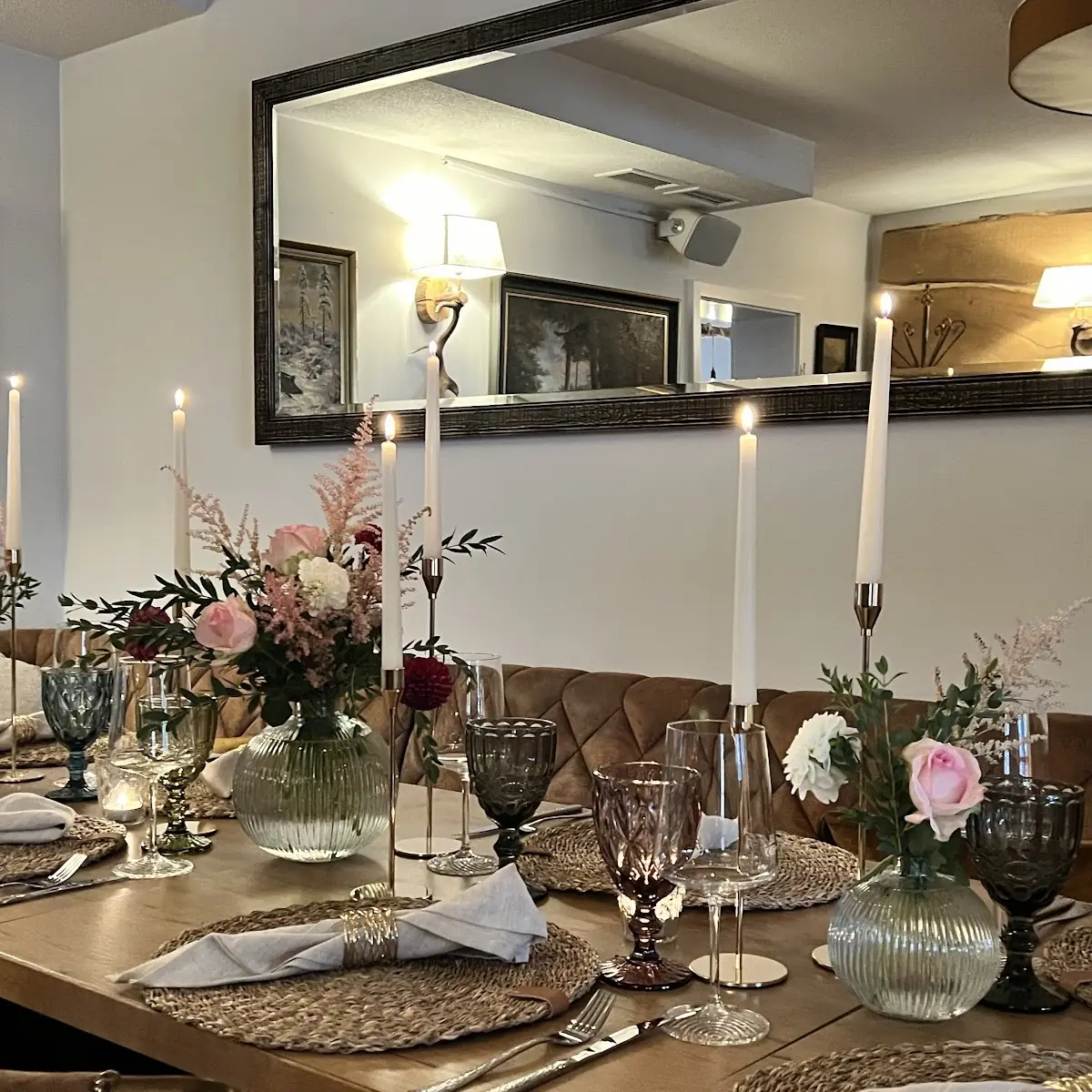 Atmosphäre, Restaurant „Blaue Maus“
