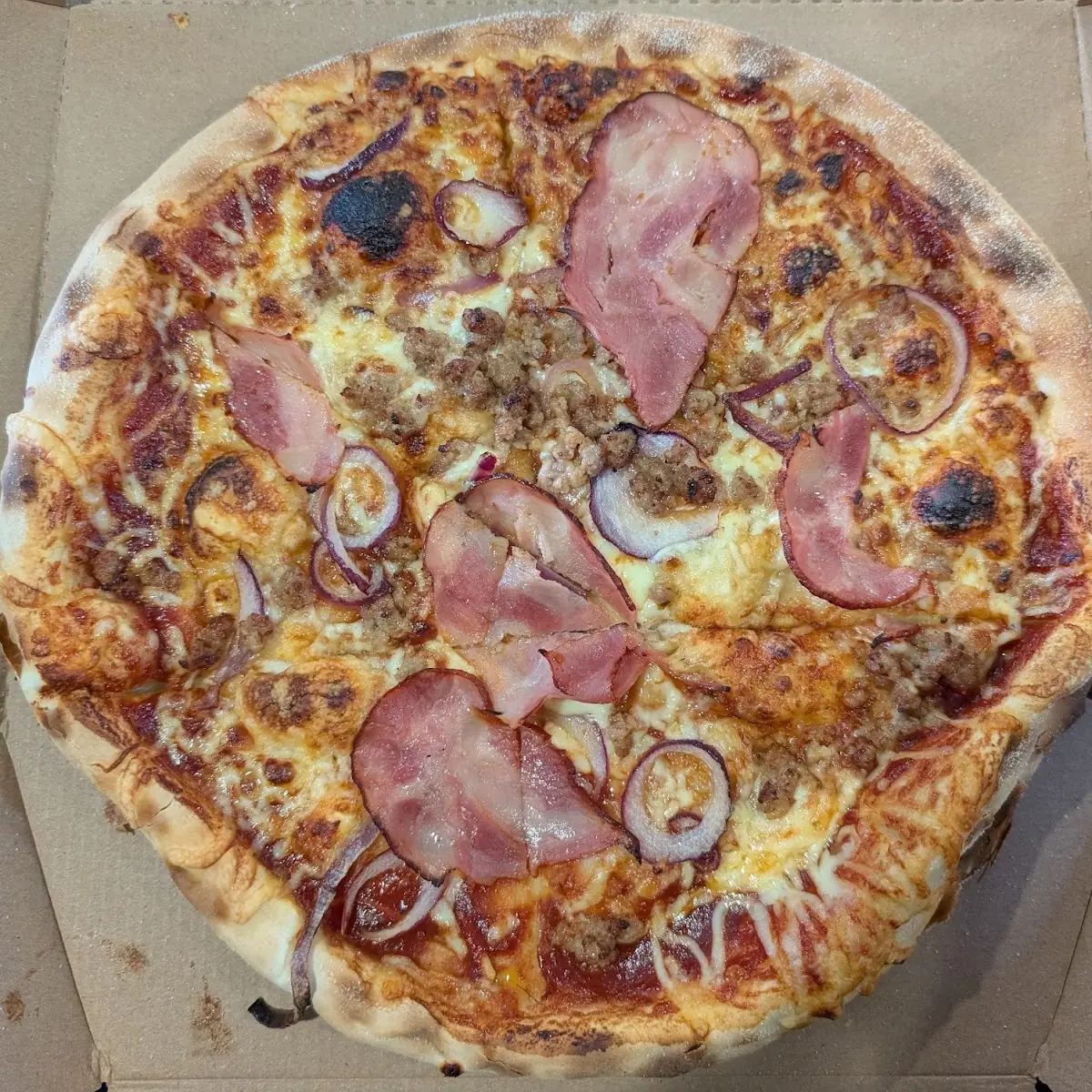 Essen und Trinken, New York Pizza