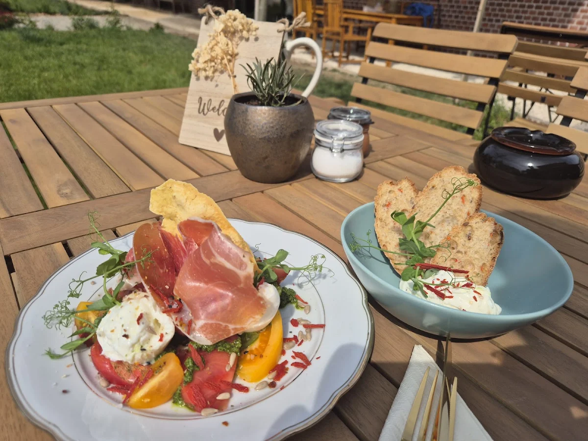 Essen und Trinken photo 2