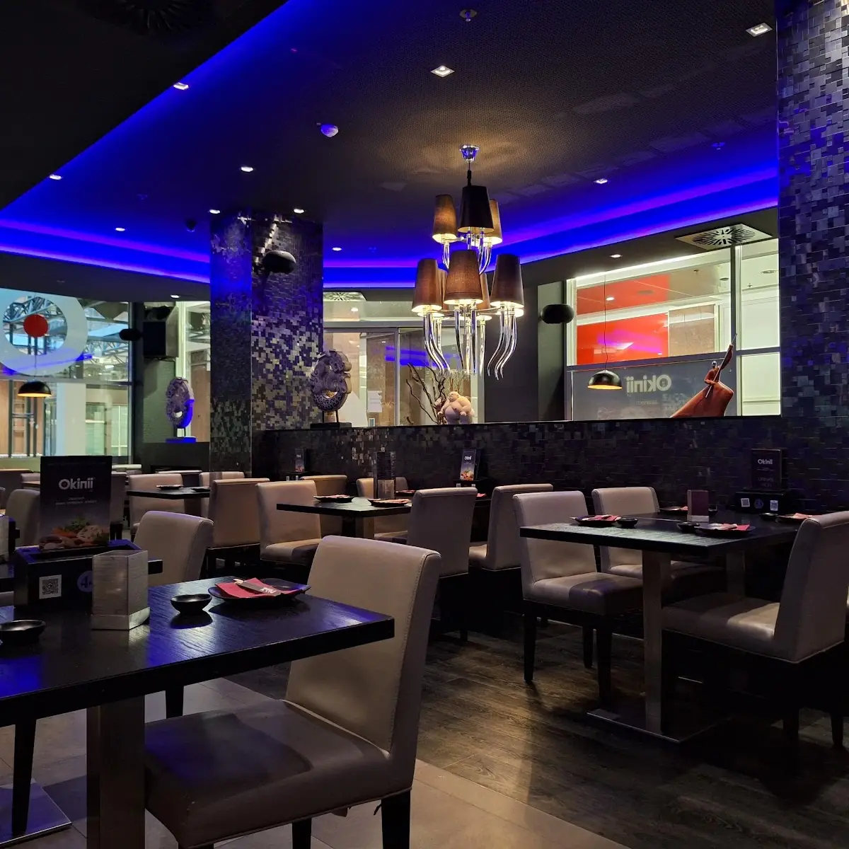 Atmosphäre, Okinii Essen