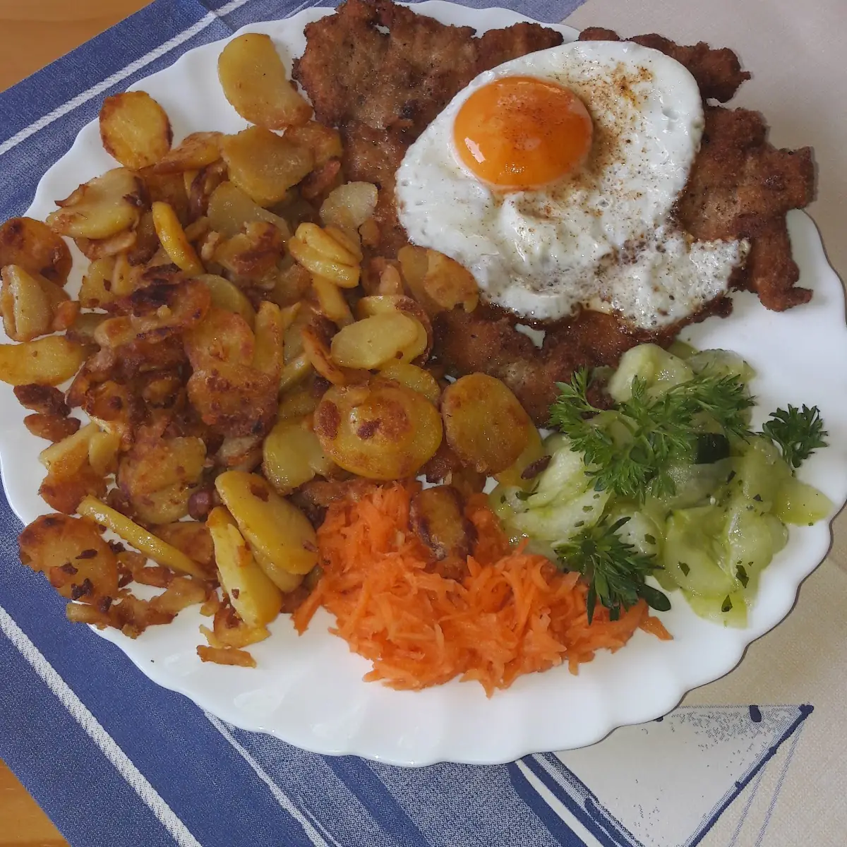 Essen und Trinken photo 1